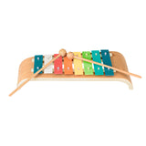 Découvrez le xylophone en bois et métal multicolore pour enfants dès 3 ans. Composé de 8 notes, il initie les petits musiciens à la musique et développe leur sens du rythme. Dimensions : 28 x 11 x 5 cm. Commandez maintenant et laissez votre enfant explorer la musique !