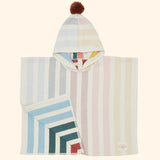 Découvrez le poncho de plage enfant en 100% coton biologique avec capuche et intérieur éponge. Confortable et pratique, idéal pour la plage, la piscine et les vacances. Tailles de 0 à 6 ans. Séchage rapide, doux et écologique. Chez PABO, tous nos produits sont proposés à des prix réduits en raison d'imperfections.