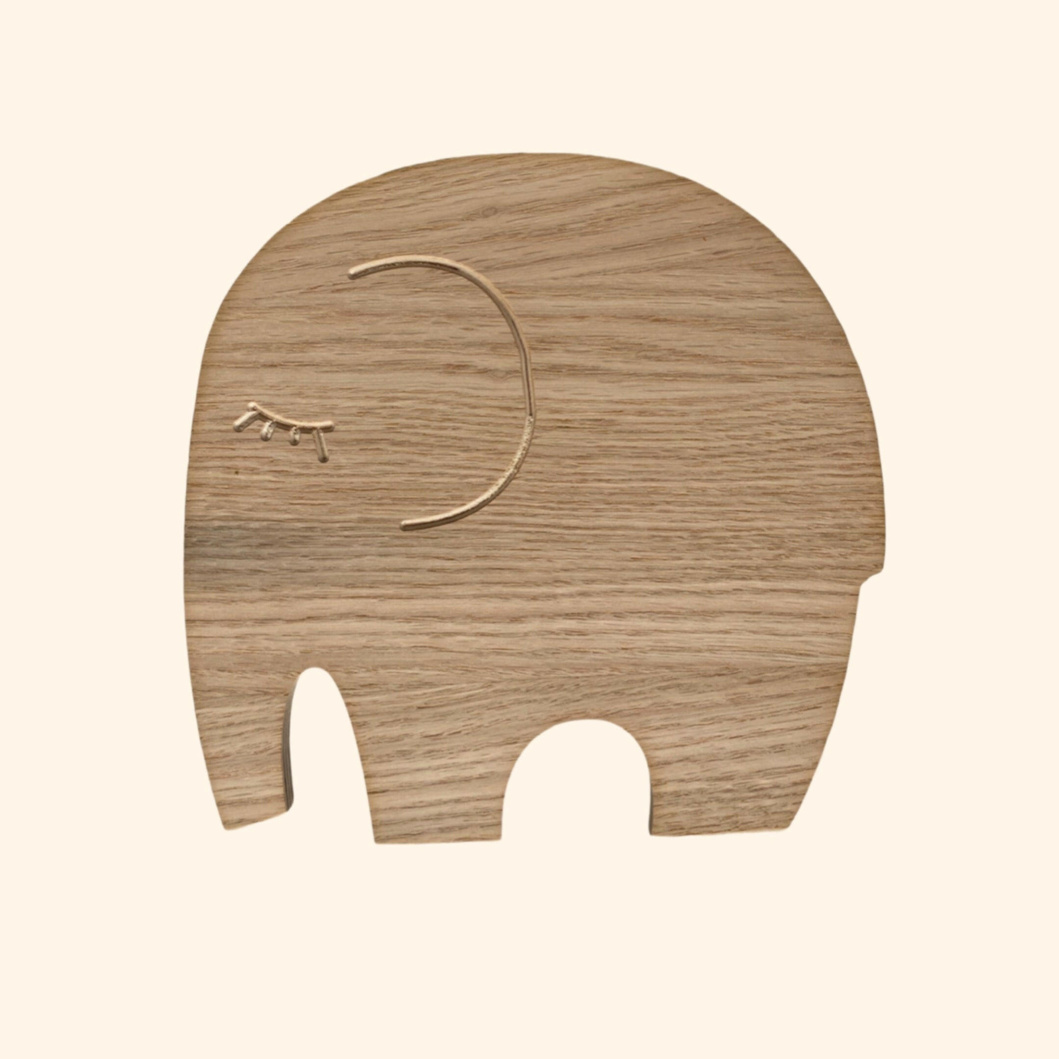 Applique Lumineuse Éléphant en bois, une solution élégante pour éclairer avec style la chambre de vos petits trésors.