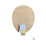la Boîte à Musique Ballon diffuse une mélodie douce qui enveloppe vos tout-petits de confort et de bien-être. Elle sera la compagne fidèle, embellissant les nuits de votre enfant avec une mélodie enchanteresse qui perdurera au fil des années.