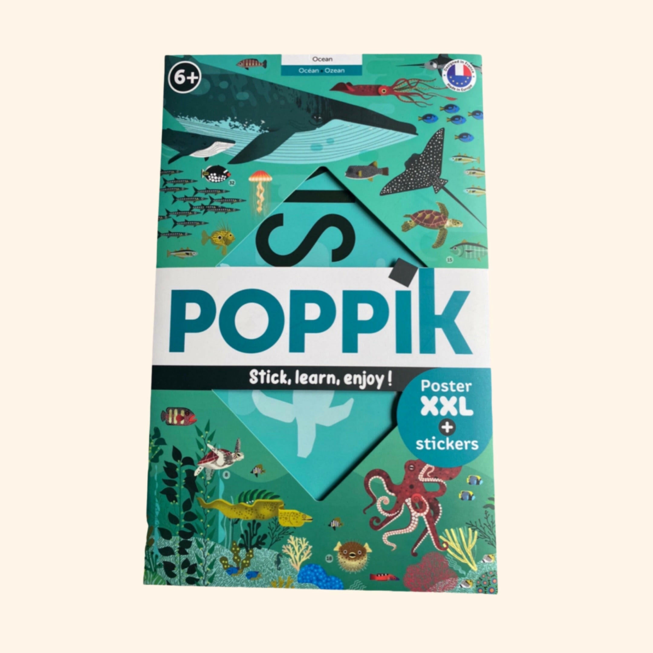 Offrez à votre enfant une expérience immersive dans le monde sous-marin avec notre poster à sticker sur le thème de l'océan. Conçu spécialement pour les enfants de 6 à 12 ans, cette activité ludique et éducative les transporte dans un voyage captivant à travers les profondeurs marines.
