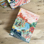 Découvrez le puzzle "Go Back in Time" de Pirouette Cacahouète : un jeu de 150 pièces qui transforme une scène contemporaine du Far West en une aventure historique. Idéal pour les enfants à partir de 6 ans. Fabriqué en Hollande, ce puzzle allie qualité et amusement !