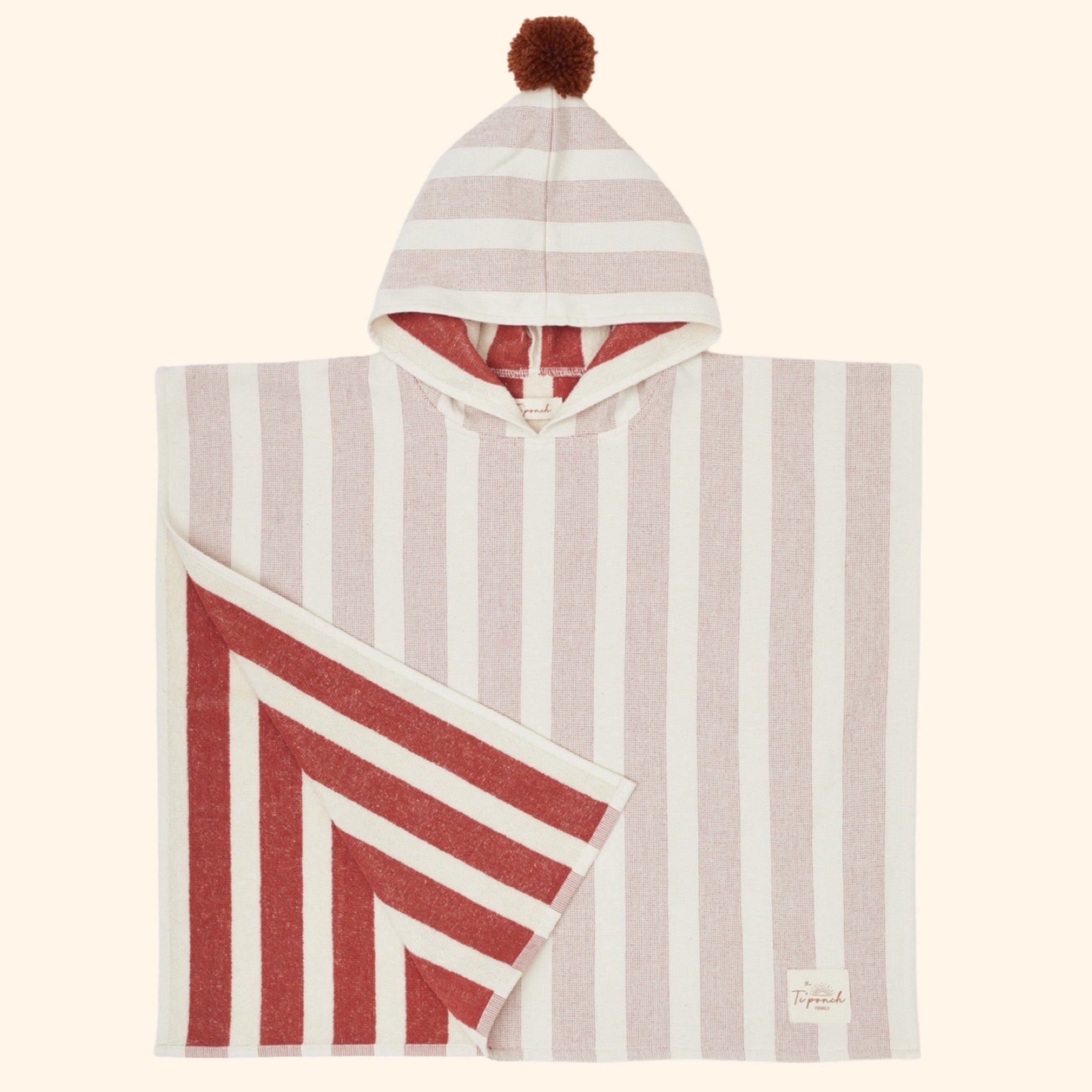 Découvrez le poncho de plage enfant en 100% coton biologique avec capuche et intérieur éponge. Confortable et pratique, idéal pour la plage, la piscine et les vacances. Tailles de 0 à 3 ans. Séchage rapide, doux et écologique. Chez PABO, tous nos produits sont proposés à des prix réduits en raison d'imperfections.