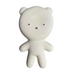Un petit ours en caoutchouc naturel parfait pour les tout-petits